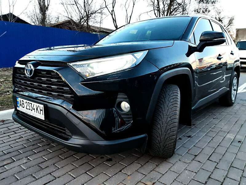 Позашляховик / Кросовер Toyota RAV4 2020 в Миколаєві