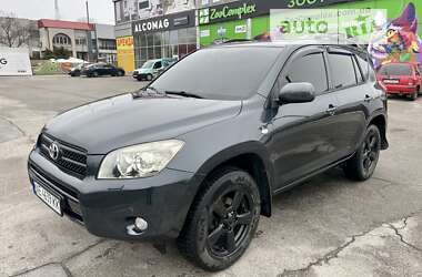 Позашляховик / Кросовер Toyota RAV4 2005 в Дніпрі