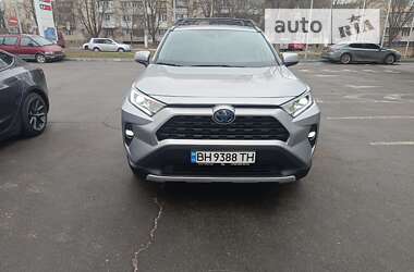 Позашляховик / Кросовер Toyota RAV4 2020 в Одесі