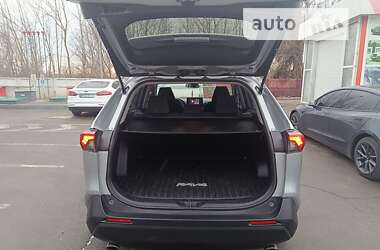 Позашляховик / Кросовер Toyota RAV4 2020 в Одесі