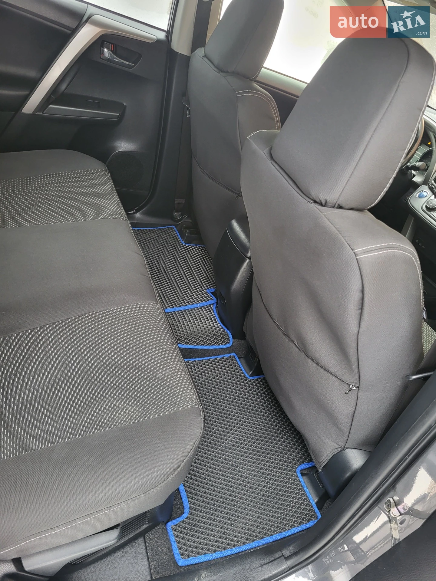 2017 Toyota RAV 4 - мініатюра 8