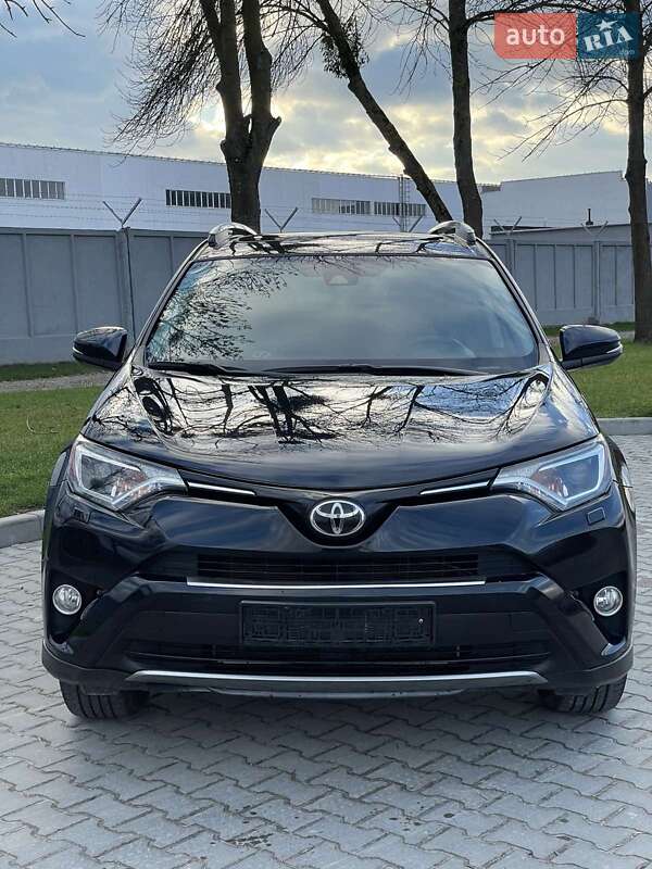 Toyota RAV4 2016