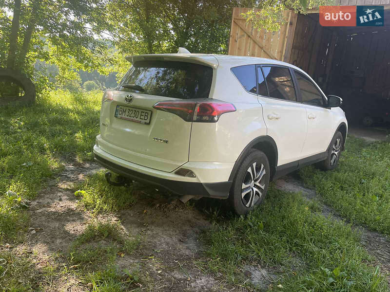 Позашляховик / Кросовер Toyota RAV4 2017 в Понорниці