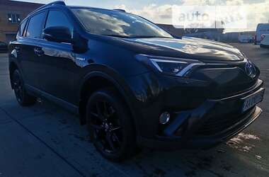 Позашляховик / Кросовер Toyota RAV4 2018 в Києві