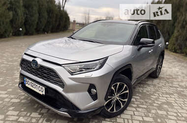 Внедорожник / Кроссовер Toyota RAV4 2019 в Львове