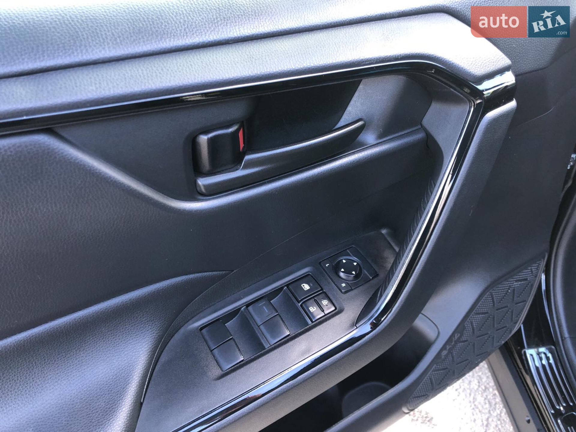2021 Toyota RAV 4 - мініатюра 18