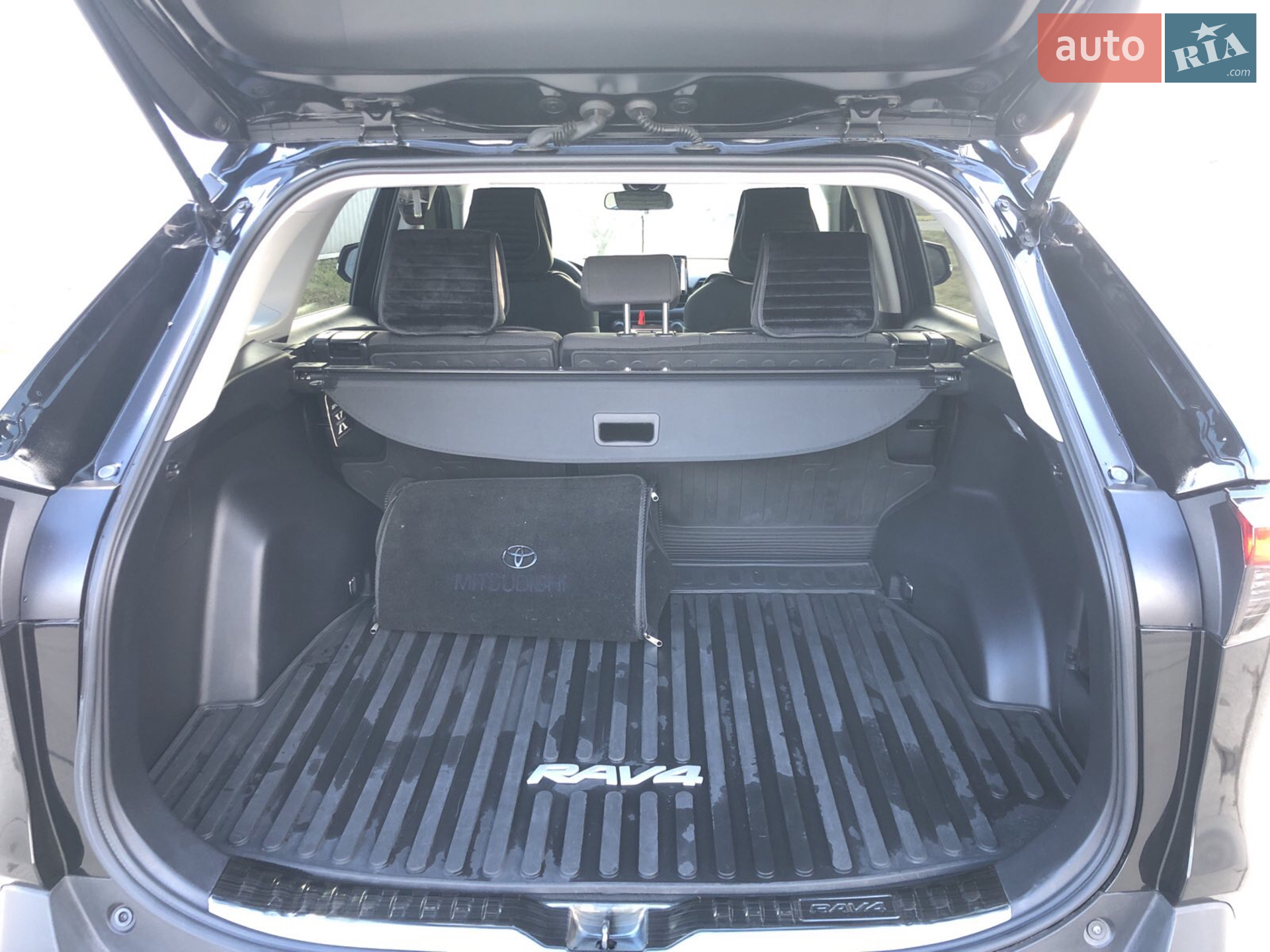 2021 Toyota RAV 4 - мініатюра 16