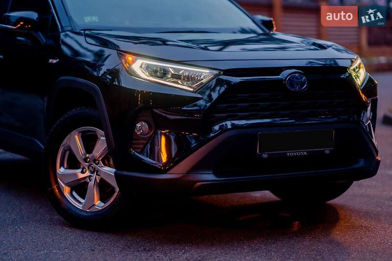 Внедорожник / Кроссовер Toyota RAV4 2020 в Чернигове фото 2 Внедорожник / Кроссовер Toyota RAV4 2020 в Чернигове