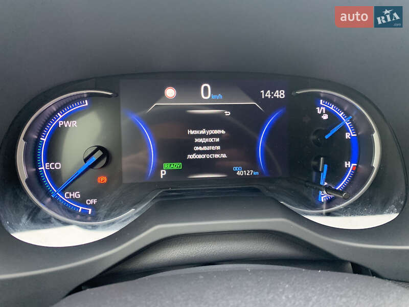 Позашляховик / Кросовер Toyota RAV4 2021 в Кривому Розі