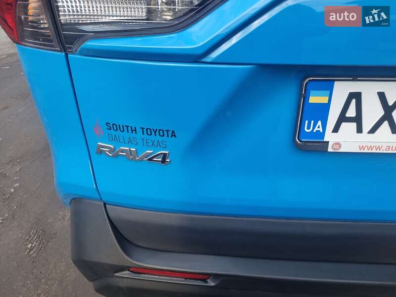 Внедорожник / Кроссовер Toyota RAV4 2019 в Харькове фото 7 Внедорожник / Кроссовер Toyota RAV4 2019 в Харькове