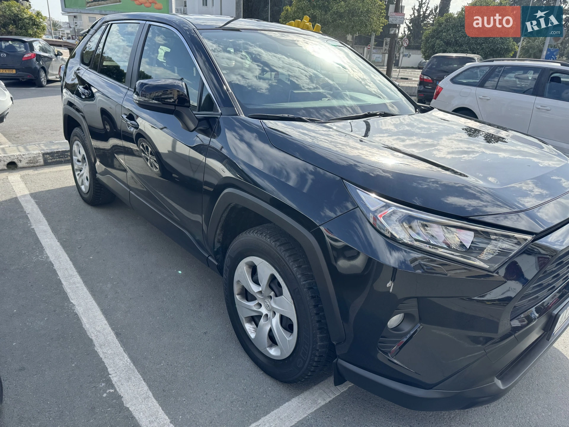 2019 Toyota RAV 4 - мініатюра 5