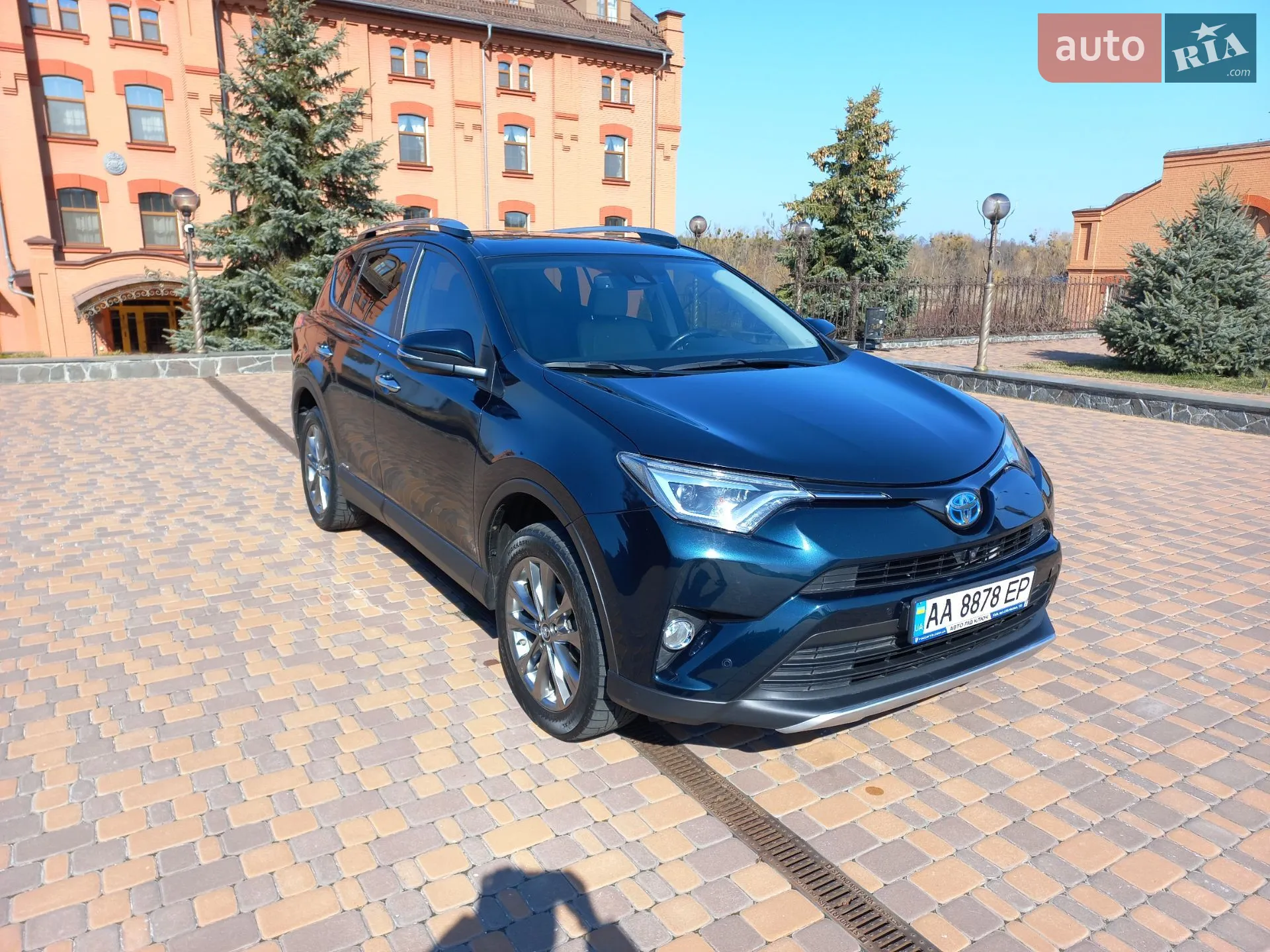2018 Toyota RAV 4 - фото 1