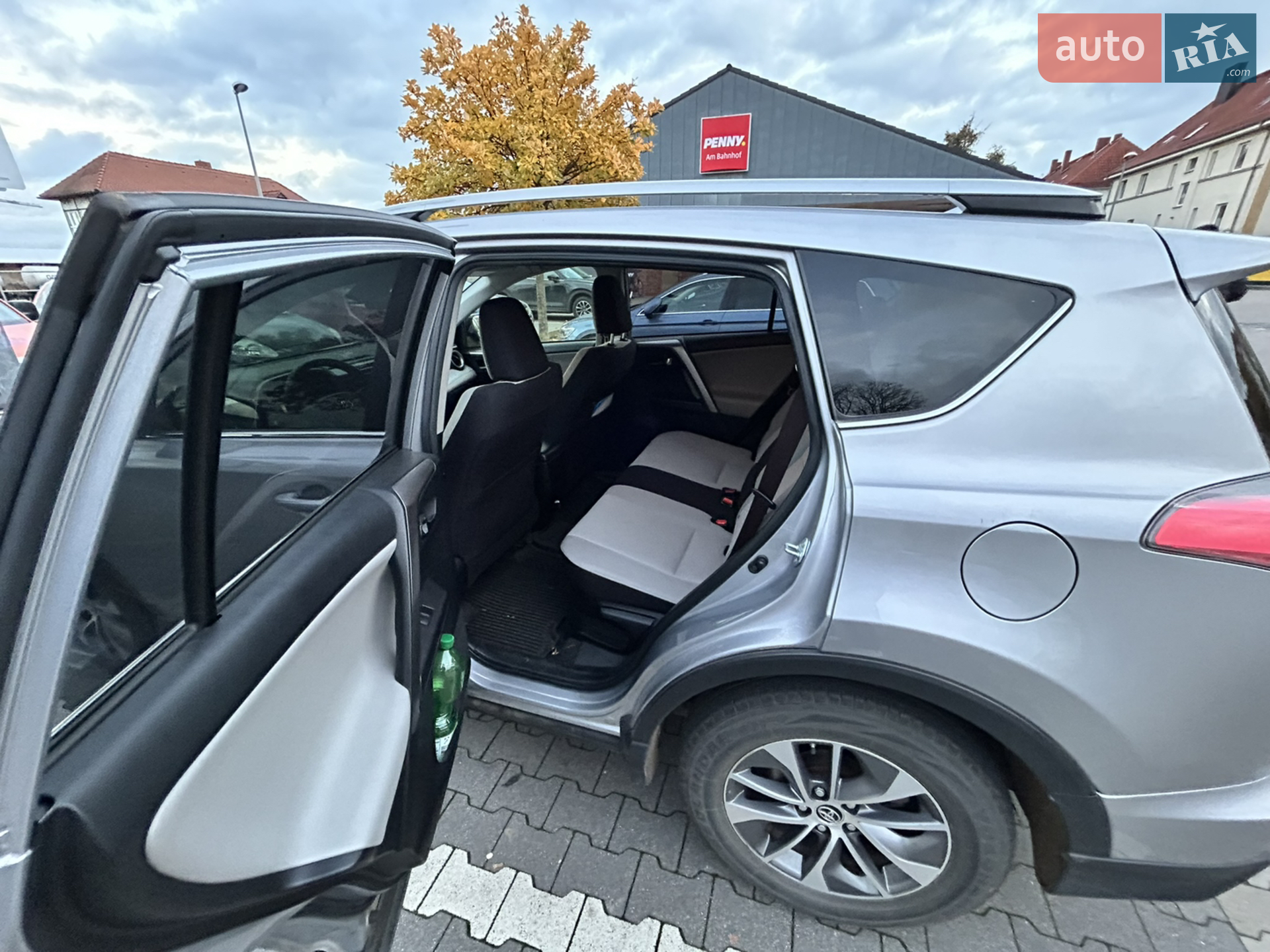 2017 Toyota RAV 4 - мініатюра 7