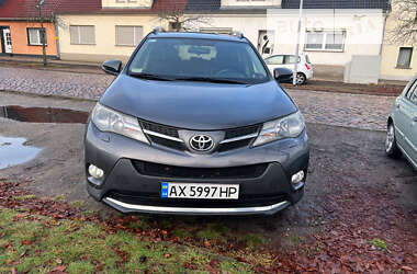 Внедорожник / Кроссовер Toyota RAV4 2014 в Харькове