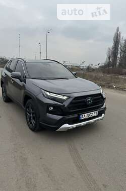 Позашляховик / Кросовер Toyota RAV4 2022 в Києві