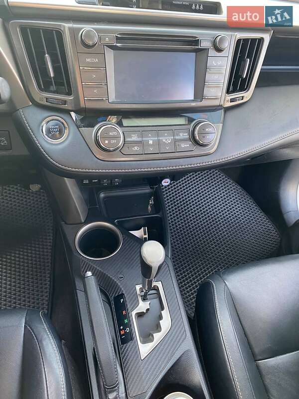 Позашляховик / Кросовер Toyota RAV4 2013 в Покрові