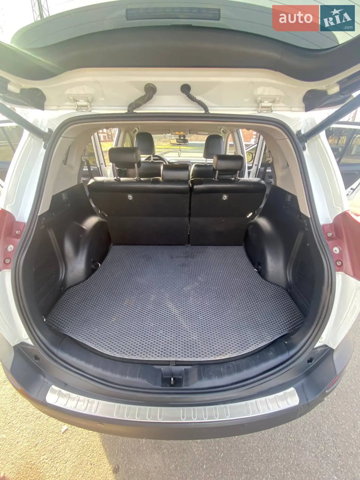 2013 Toyota RAV 4 - мініатюра 6