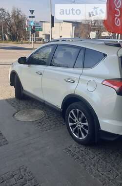 Внедорожник / Кроссовер Toyota RAV4 2016 в Днепре