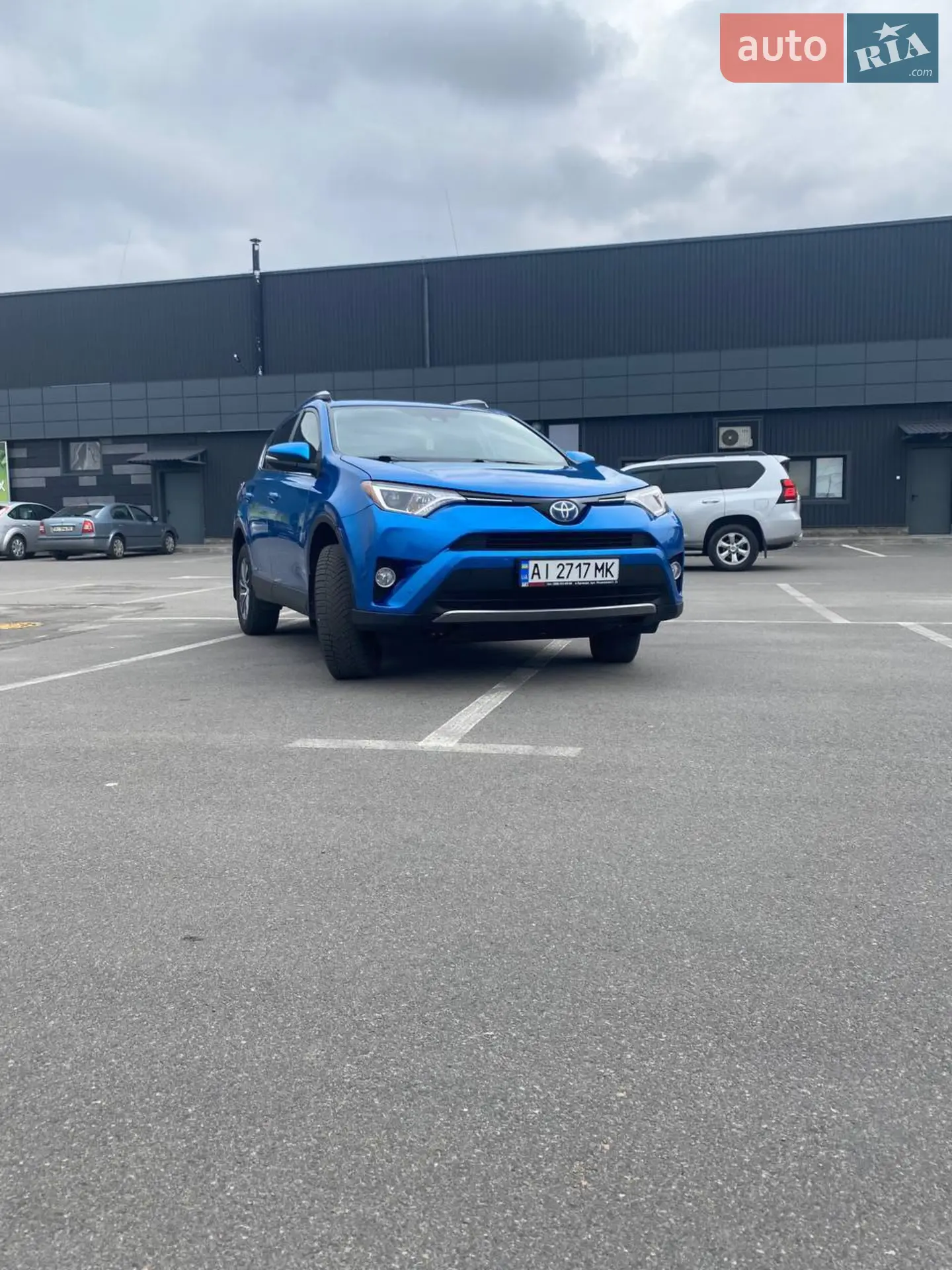 2016 Toyota RAV 4 - фото 1