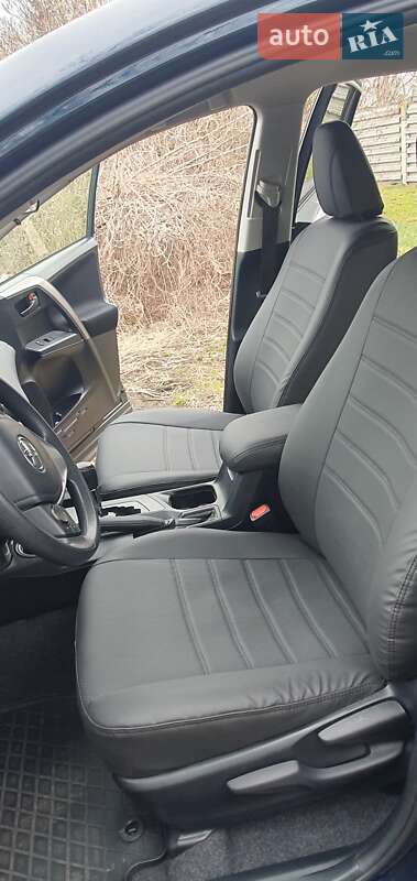 Позашляховик / Кросовер Toyota RAV4 2018 в Полтаві