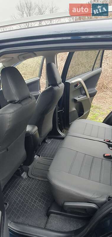 Позашляховик / Кросовер Toyota RAV4 2018 в Полтаві