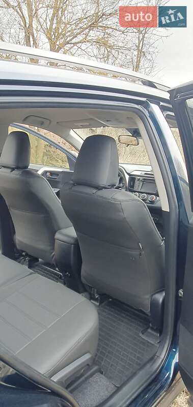 Позашляховик / Кросовер Toyota RAV4 2018 в Полтаві