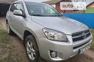 Позашляховик / Кросовер Toyota RAV4 2009 в Турійську