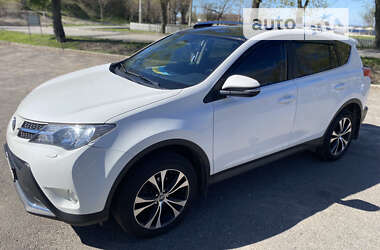 Внедорожник / Кроссовер Toyota RAV4 2014 в Черкассах