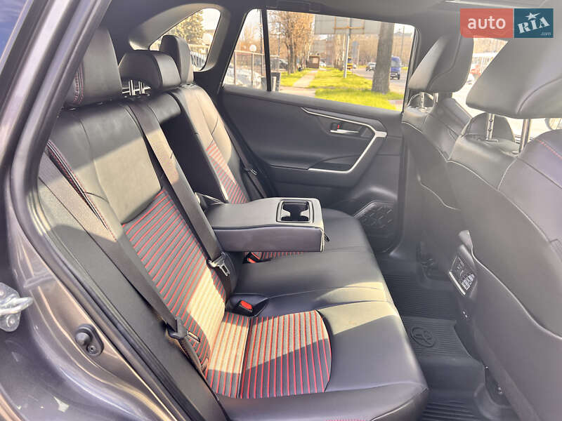 Внедорожник / Кроссовер Toyota RAV4 2022 в Одессе