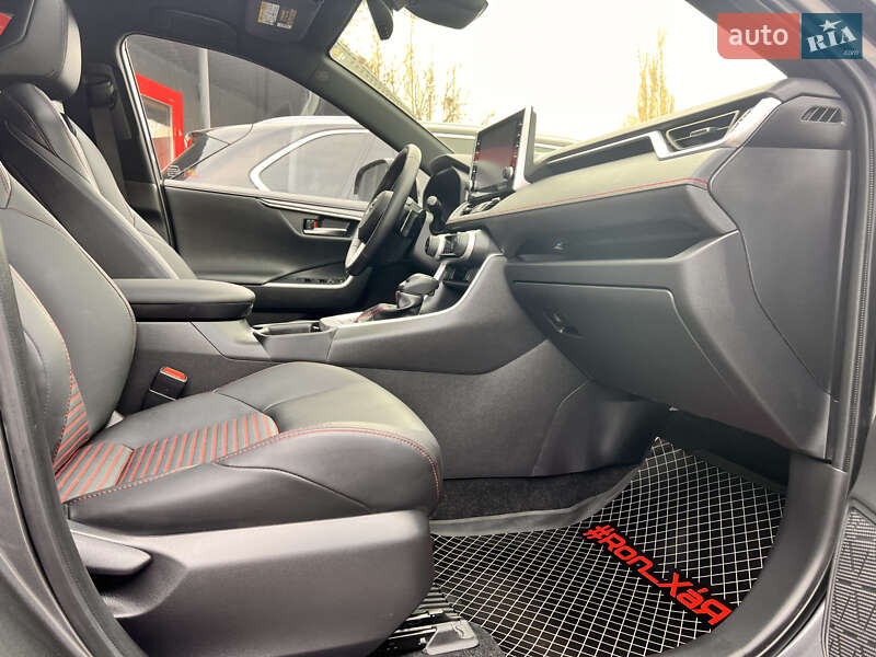 Внедорожник / Кроссовер Toyota RAV4 2022 в Одессе