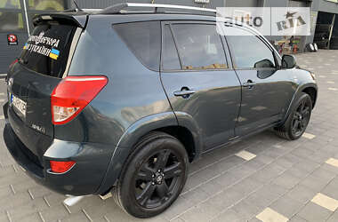 Внедорожник / Кроссовер Toyota RAV4 2006 в Дрогобыче