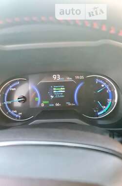 Позашляховик / Кросовер Toyota RAV4 2020 в Черкасах
