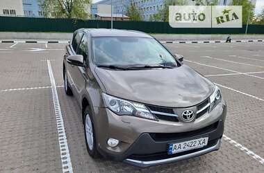 Внедорожник / Кроссовер Toyota RAV4 2014 в Киеве