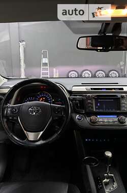 Позашляховик / Кросовер Toyota RAV4 2013 в Миколаєві