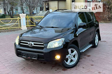 Внедорожник / Кроссовер Toyota RAV4 2006 в Харькове