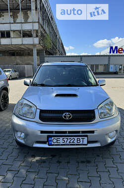 Позашляховик / Кросовер Toyota RAV4 2006 в Чернівцях