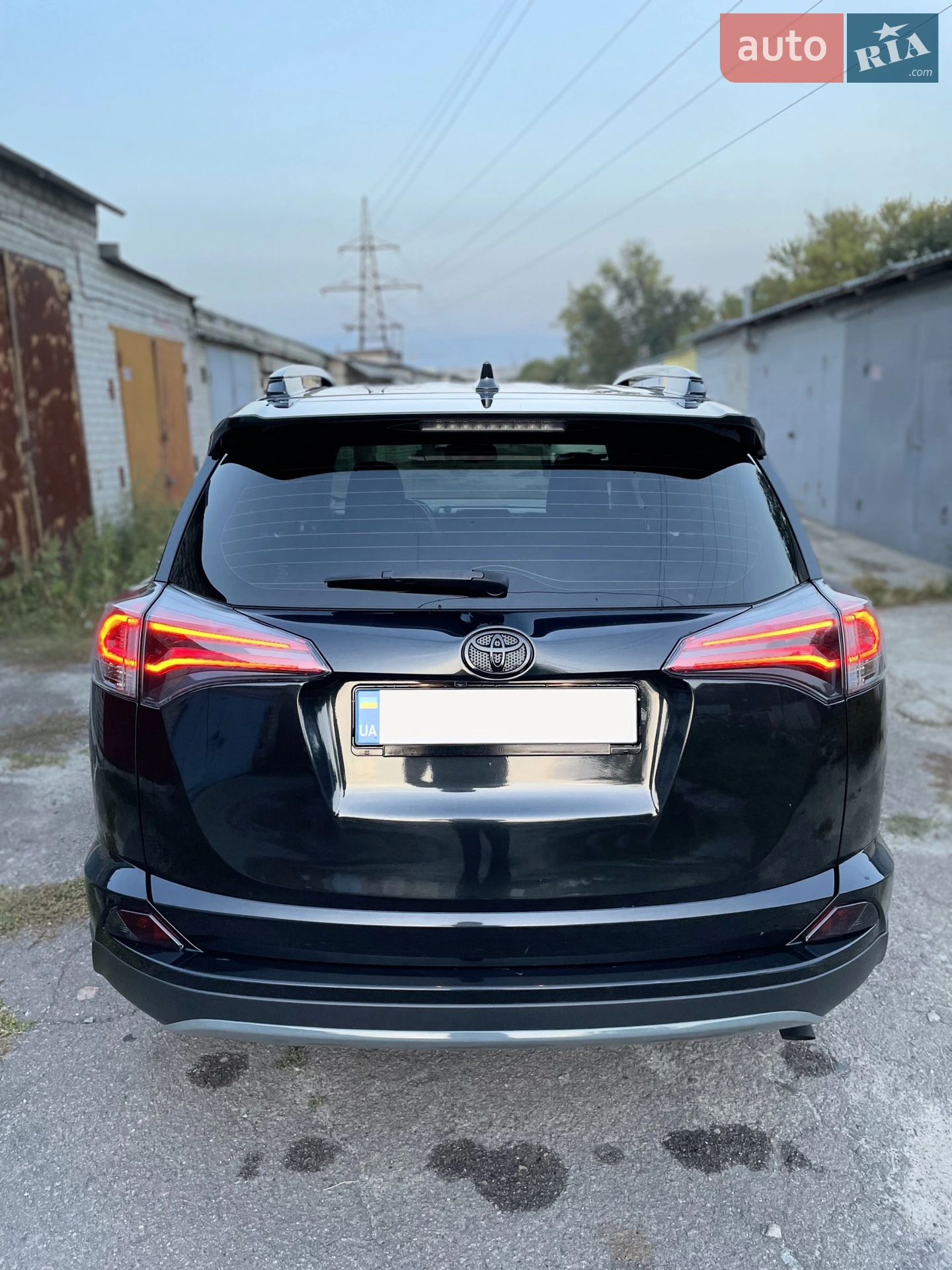 2017 Toyota RAV 4 - мініатюра 16
