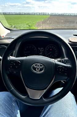Позашляховик / Кросовер Toyota RAV4 2017 в Кагарлику