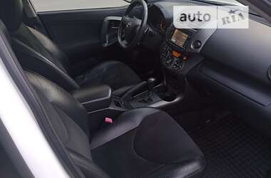 Внедорожник / Кроссовер Toyota RAV4 2012 в Запорожье