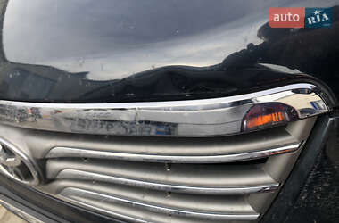 Позашляховик / Кросовер Toyota RAV4 2010 в 