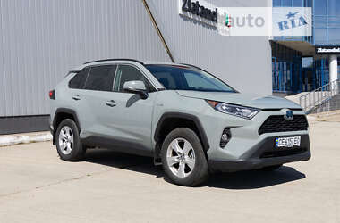 Позашляховик / Кросовер Toyota RAV4 2020 в Чернівцях