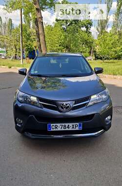Позашляховик / Кросовер Toyota RAV4 2013 в Миколаєві