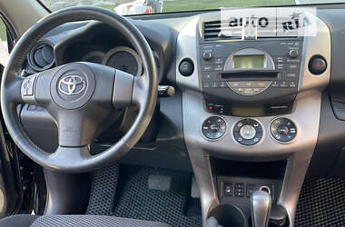 Внедорожник / Кроссовер Toyota RAV4 2008 в Виннице