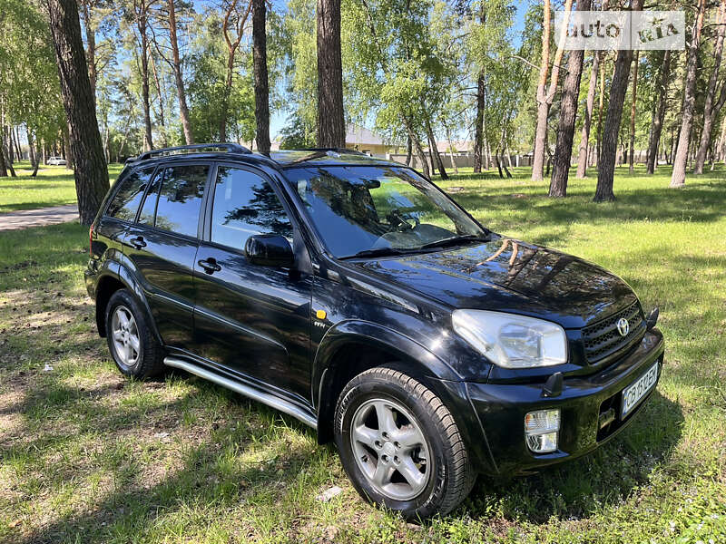 Внедорожник / Кроссовер Toyota RAV4 2001 в Чернигове