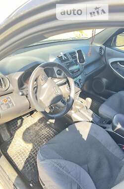 Внедорожник / Кроссовер Toyota RAV4 2010 в Тячеве