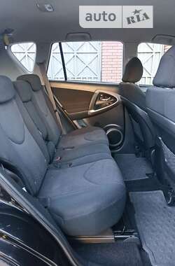 Внедорожник / Кроссовер Toyota RAV4 2007 в Днепре