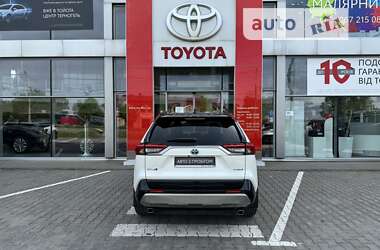 Внедорожник / Кроссовер Toyota RAV4 2022 в Тернополе