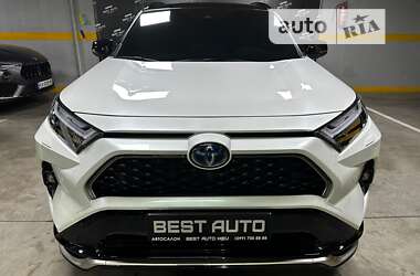 Позашляховик / Кросовер Toyota RAV4 2023 в Києві