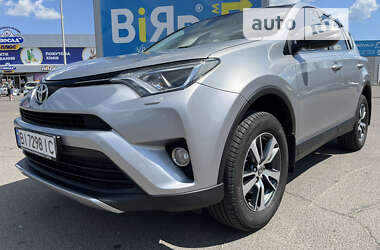 Внедорожник / Кроссовер Toyota RAV4 2018 в Полтаве