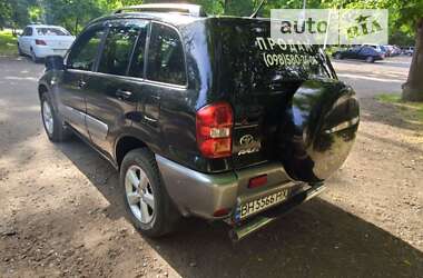 Позашляховик / Кросовер Toyota RAV4 2004 в Одесі